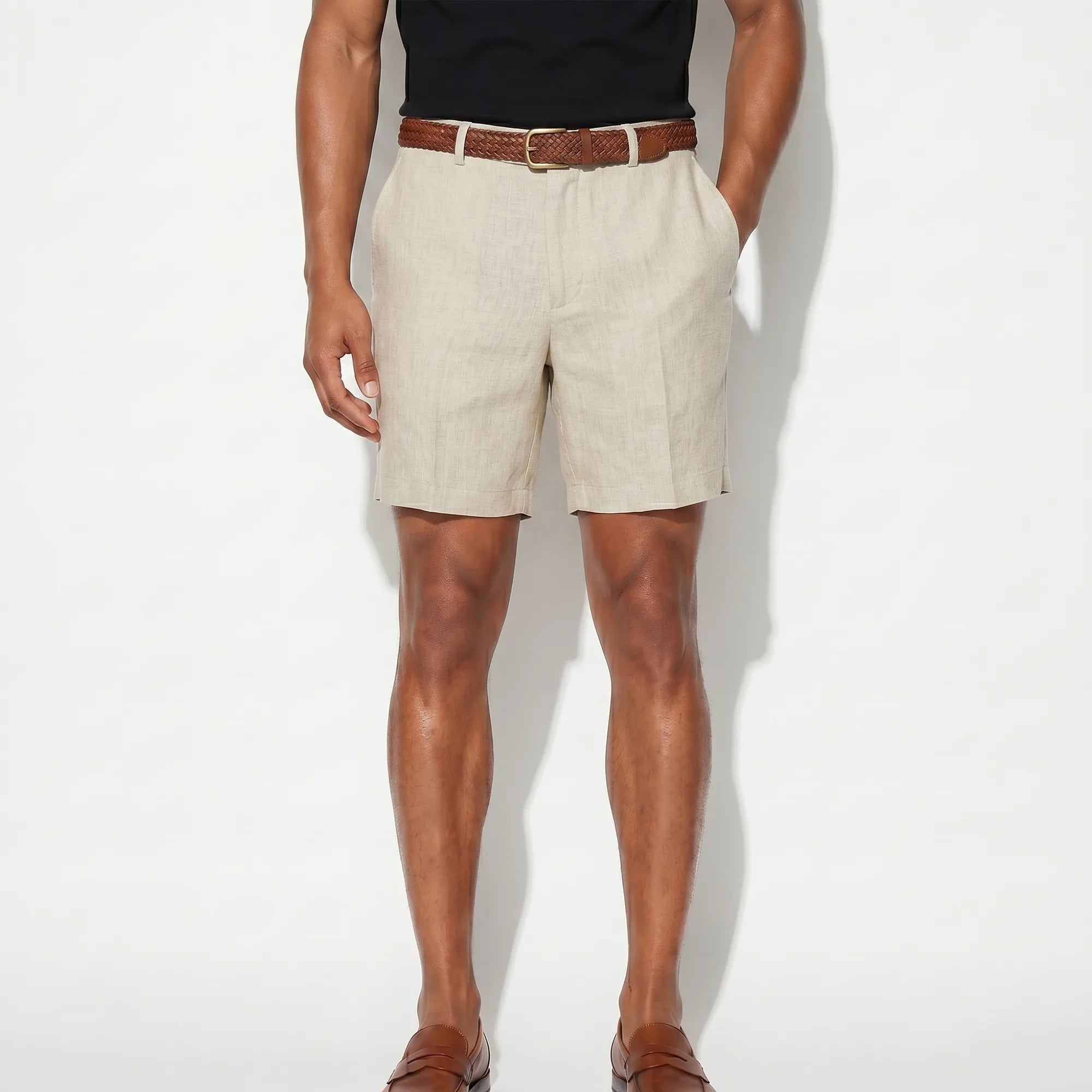 Tenue estivale homme style old money avec short en lin beige — Rivenza