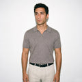 Style Riviera homme avec polo col skipper gris lune — Rivenza
